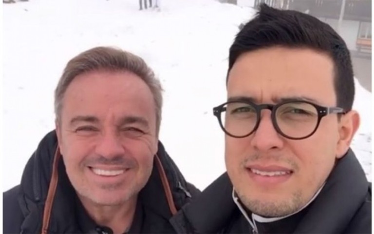 Thiago Salvático fala de um ano sem Gugu e diz que sonha com ele: "Alma Gêmea"