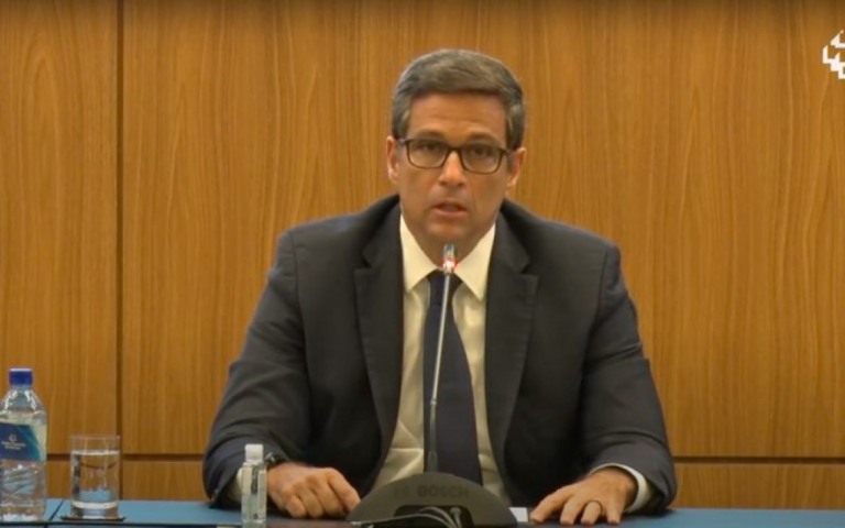 Primeiro dia de operações do Pix "foi um espetáculo", diz presidente do BC