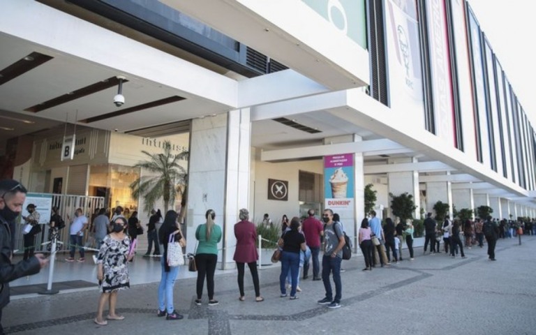 Com reabertura, economia cresceu 7,5% no terceiro trimestre, diz FGV