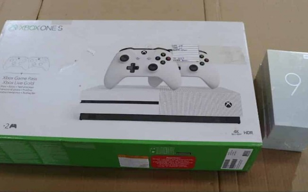 Leilão da Receita Federal tem celular da Xiaomi e Xbox One por R$ 800; confira Leilão da Receita Federal tem celular da Xiaomi e Xbox One por R$ 800; confira