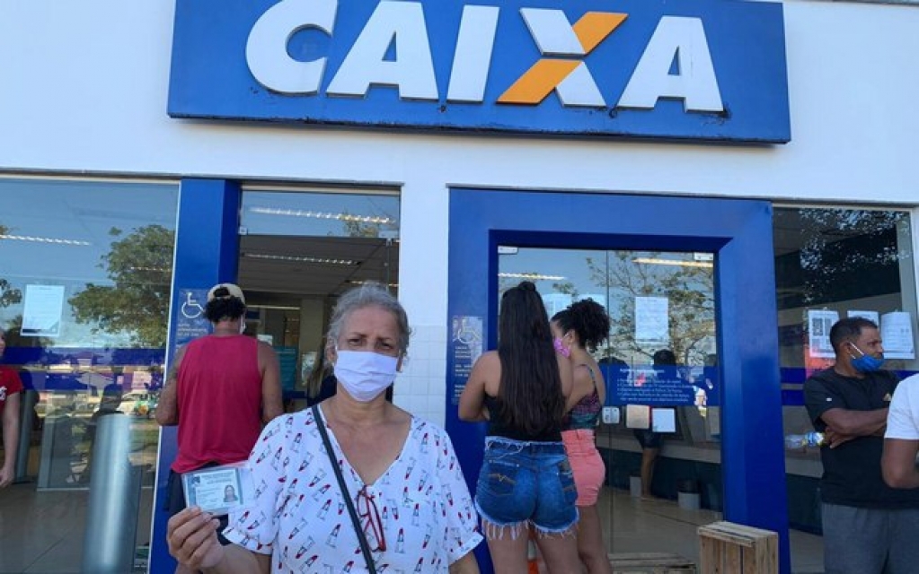 Caixa libera saques do auxílio a 7,4 milhões neste sábado; veja quem tem direito