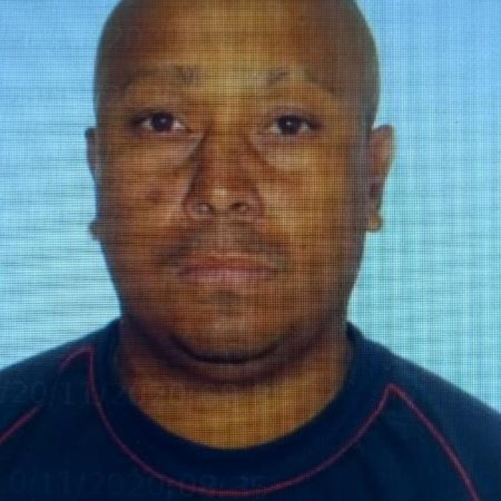 Corpo de João Alberto, negro assassinado no Carrefour, é velado em Porto Alegre