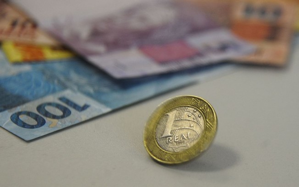 Dívida Pública Federal sobe 2,47% em outubro