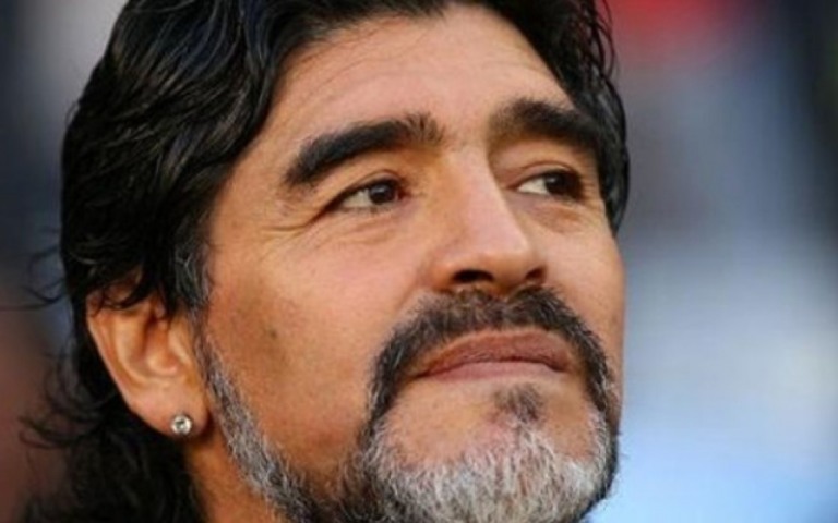 Mal súbito e parada cardiorrespiratória: entenda o quadro que matou Maradona