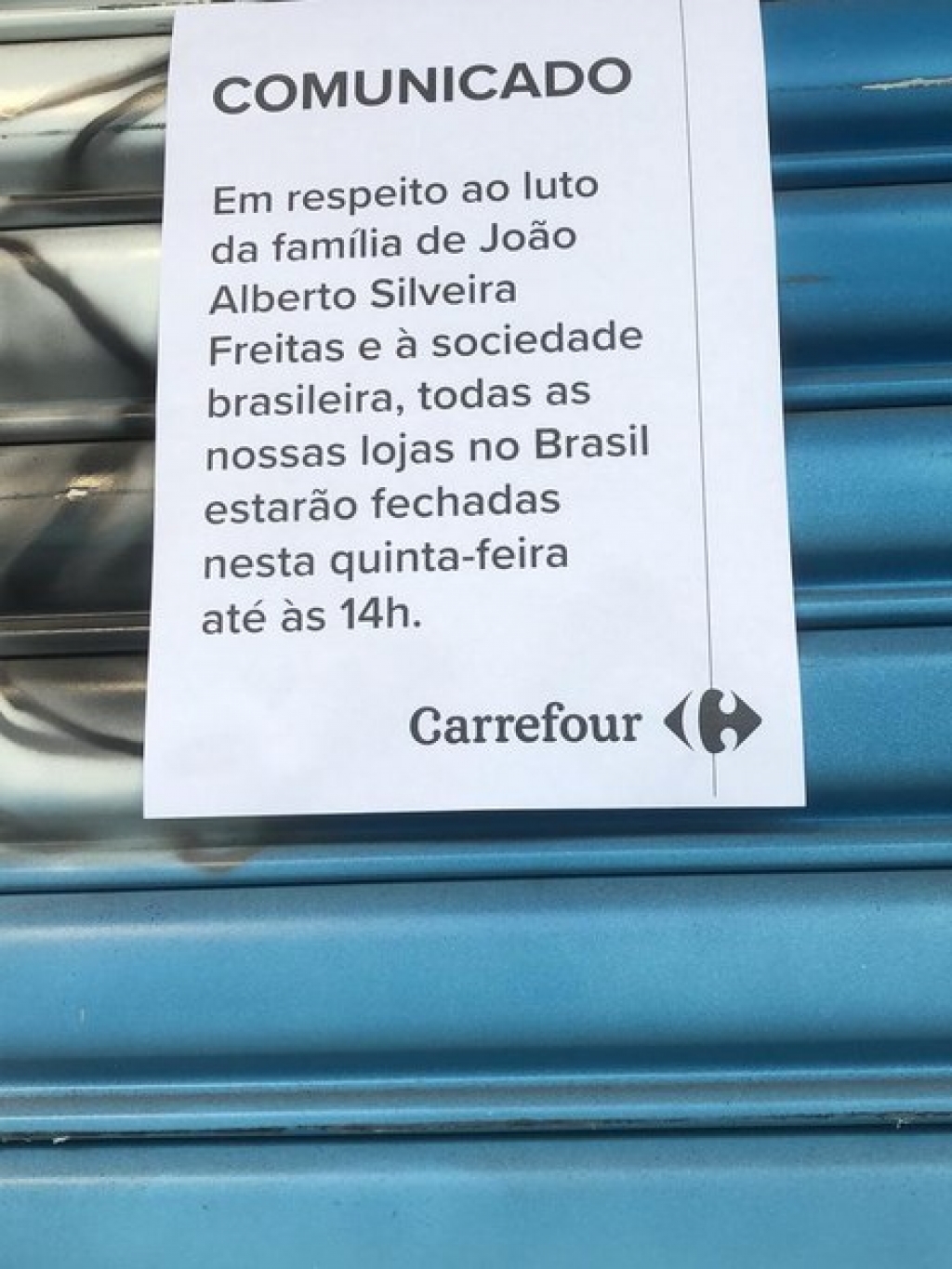 "Em respeito ao luto", unidades do Carrefour amanhecem fechadas nesta quinta