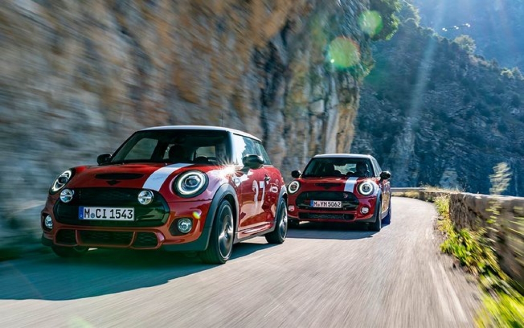 Mini JCW Paddy Hopkirk chega como edição limitada ao Brasil