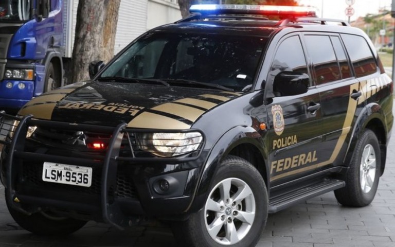 Homem preso por pedofilia se comunicava na deep web em cinco idiomas