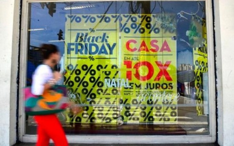 Black Friday: Maquiagem de preços é principal reclamação no Procon-SP