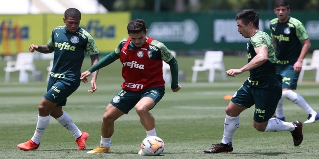 Com retorno de Veiga e Willian, Palmeiras inicia preparação visando Libertadores