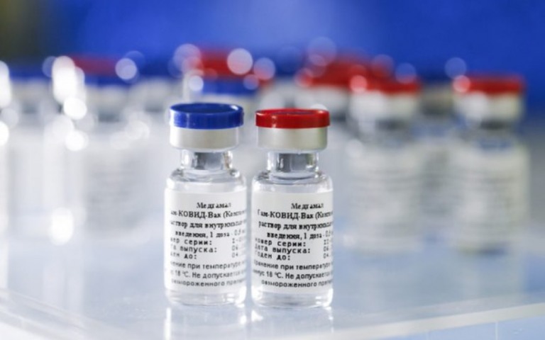 Rússia libera primeiro lote de vacina para um hospital de Moscou