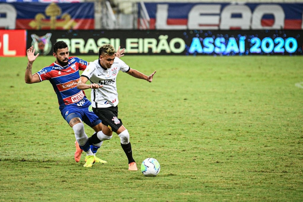 Fortaleza e Corinthians empatam sem gols pela 24ª rodada do Brasileirão