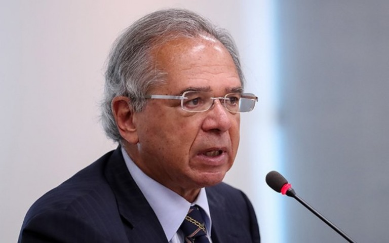 Agência que fez lista de "detratores" tem vínculo encerrado com ministério