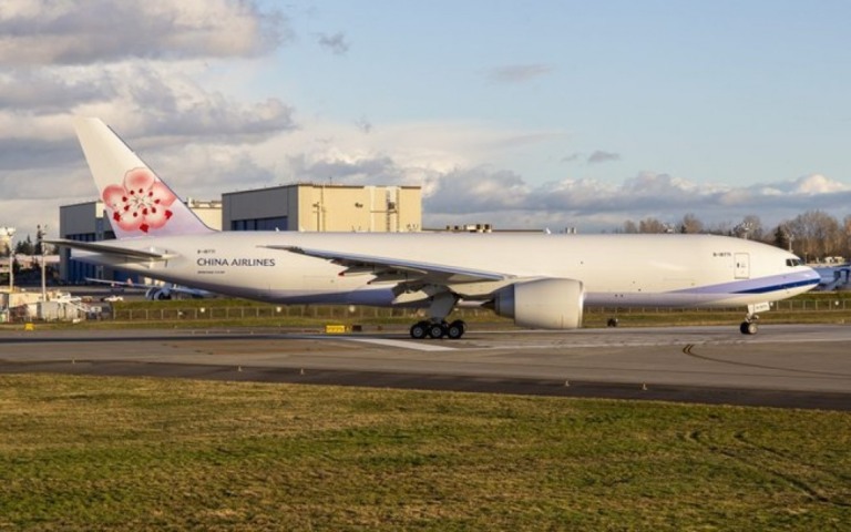 China Airlines recebe seu primeiro Boeing 777 cargueiro
