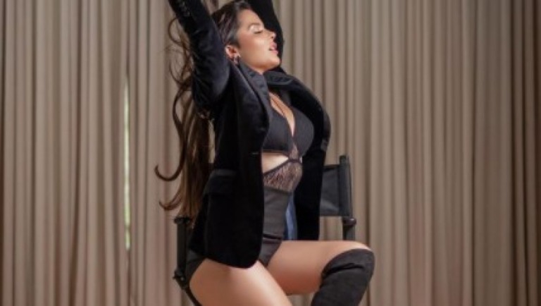 Maraisa mostra ensaio com “body transparente” e abusa da imaginação dos fãs