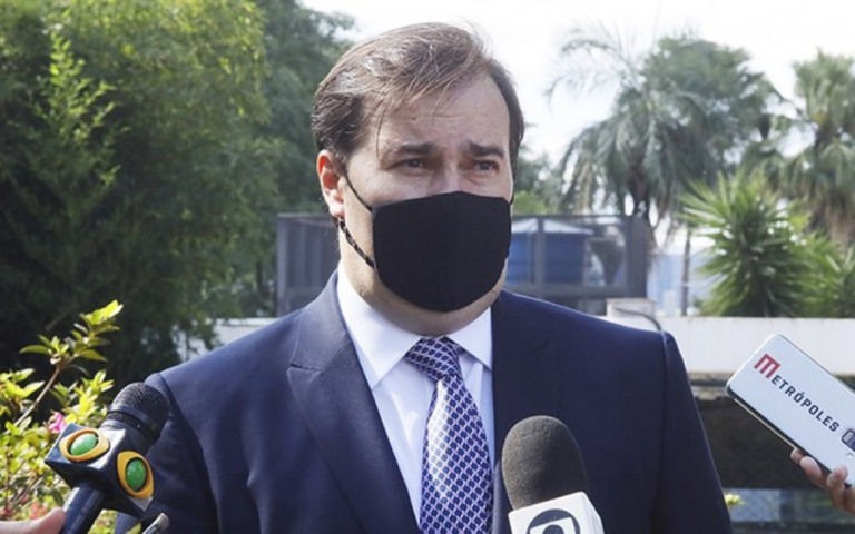 Maia mostra preocupação com Anvisa: "Tem que garantir uma maior transparência"
