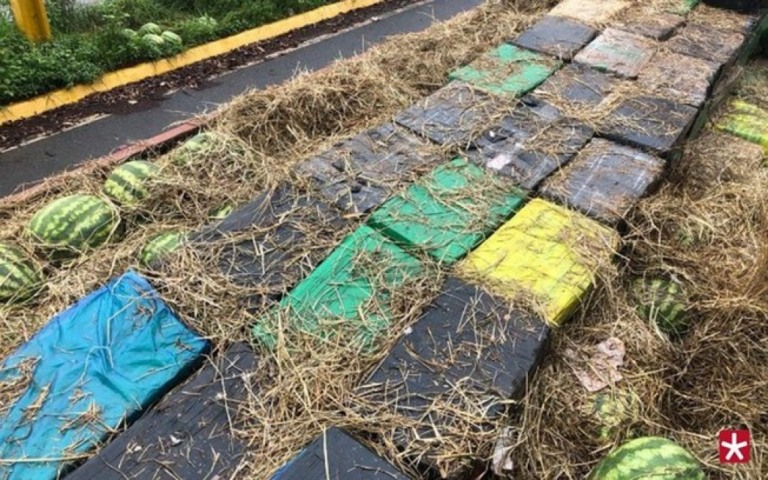 PRF encontra carga de maconha avaliada em R$ 4 millhões em caminhão de melancia