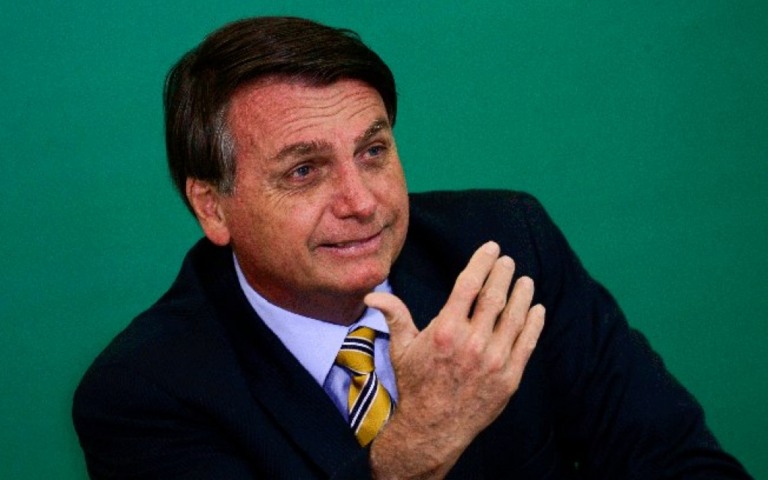 Bolsonaro elogia governo durante pandemia: "Nos comportamos muito bem"
