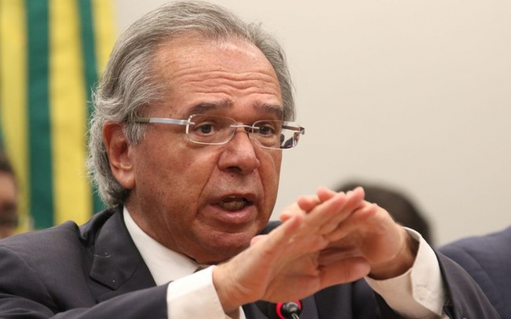 Sem meta flexível: governo prevê rombo de R$ 232 bilhões em 2021