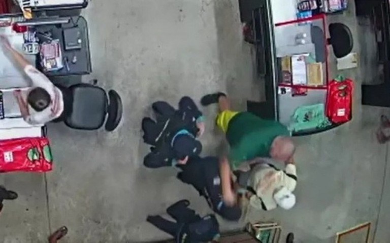Sargento se recusa a usar máscara e agride tenente-coronel no Ceará; assista
