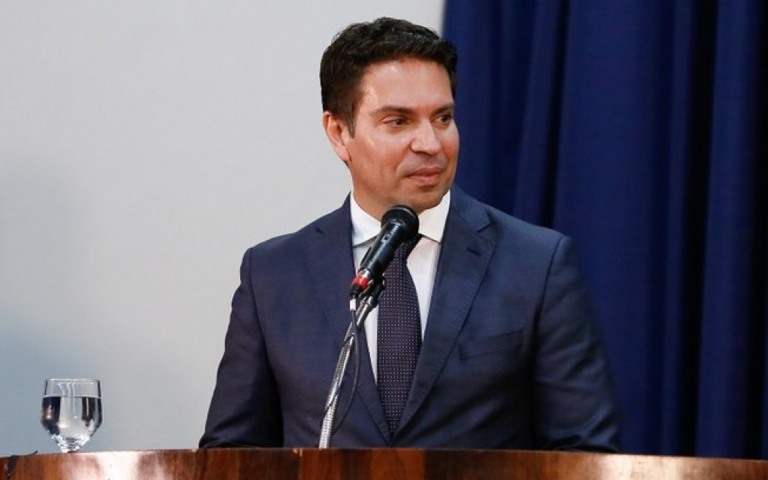 Rede vai ao STF e pede afastamento de Heleno e diretor da Abin