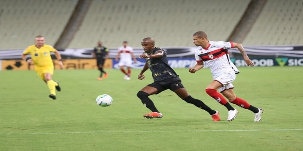 Na Arena Castelão, Ceará é superado pelo Atlético GO