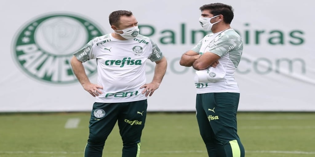 Com Abel e Danilo, Palmeiras treina em preparação ao duelo da Libertadores