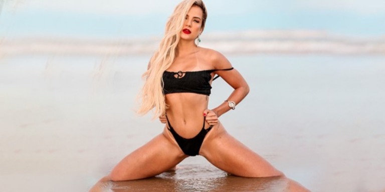Gabi Martins faz ensaio sensual para comemorar aniversário de 24 anos