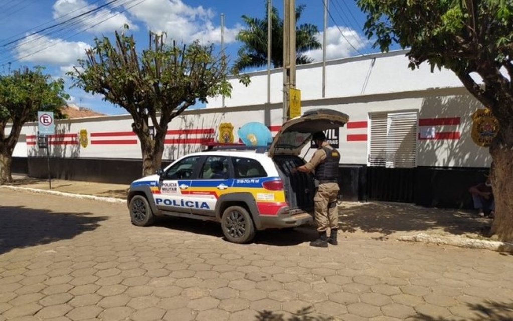 Idoso é preso após estuprar e torturar ex-companheira em Minas Gerais