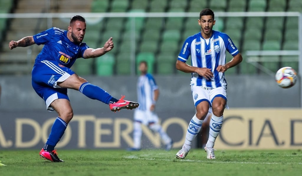 Cruzeiro  empata com CSA no Campeonato Brasileiro da Série B