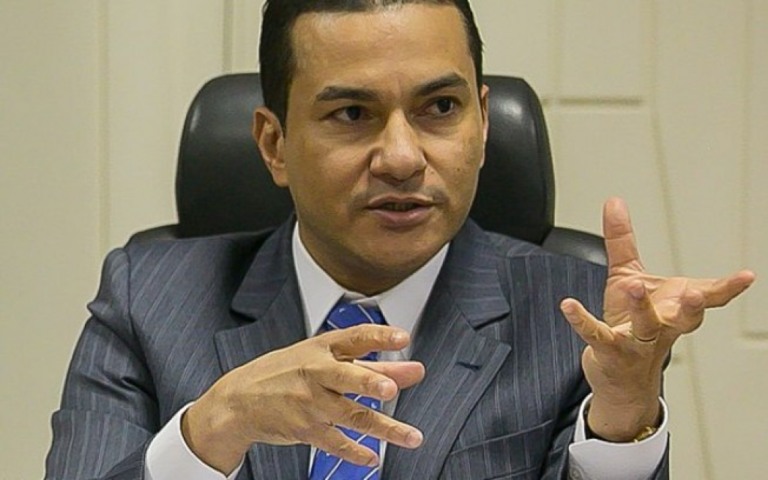 Republicanos desiste de candidatura e anuncia apoio a Arthur Lira na Câmara