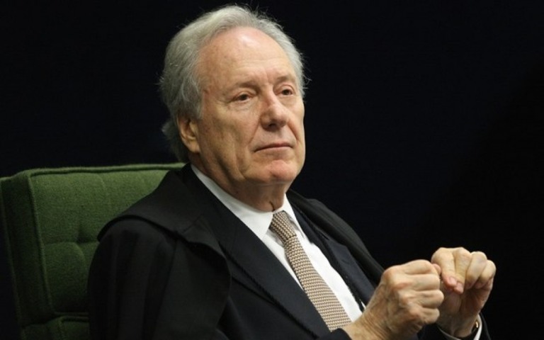 Ministro Lewandowski vota a favor da vacinação obrigatória contra Covid