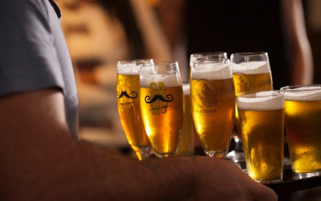 STF volta a proibir venda de bebidas alcoólicas em SP após as 20h STF volta a proibir venda de bebidas alcoólicas em SP após as 20h