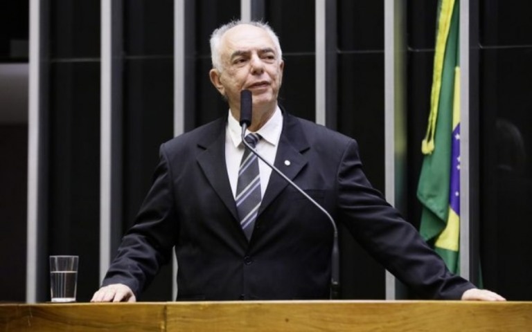Deputado federal do PSB-RO é internado em UTI após infarto