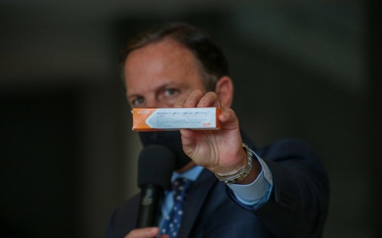Para estimular vacinação, Doria convida Lula e Dilma para tomarem CoronaVac