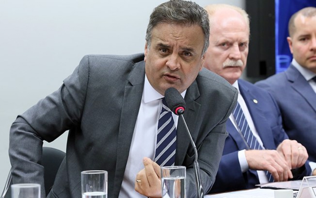 MP denuncia Aécio e mais 15 por corrupção na construção da sede do governo de MG MP denuncia Aécio e mais 15 por corrupção na construção da sede do governo de MG