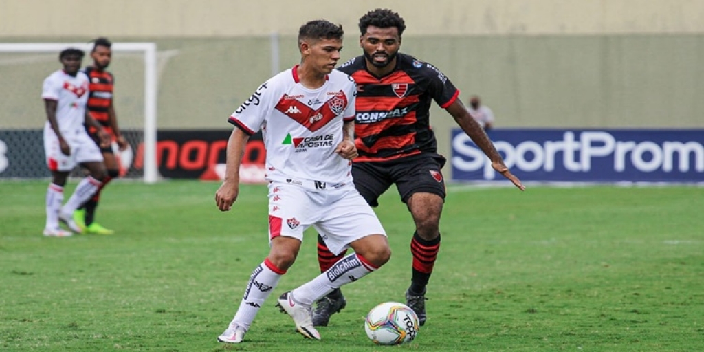 Com time desfalcado Vitória perde para o Oeste por 2 a 1