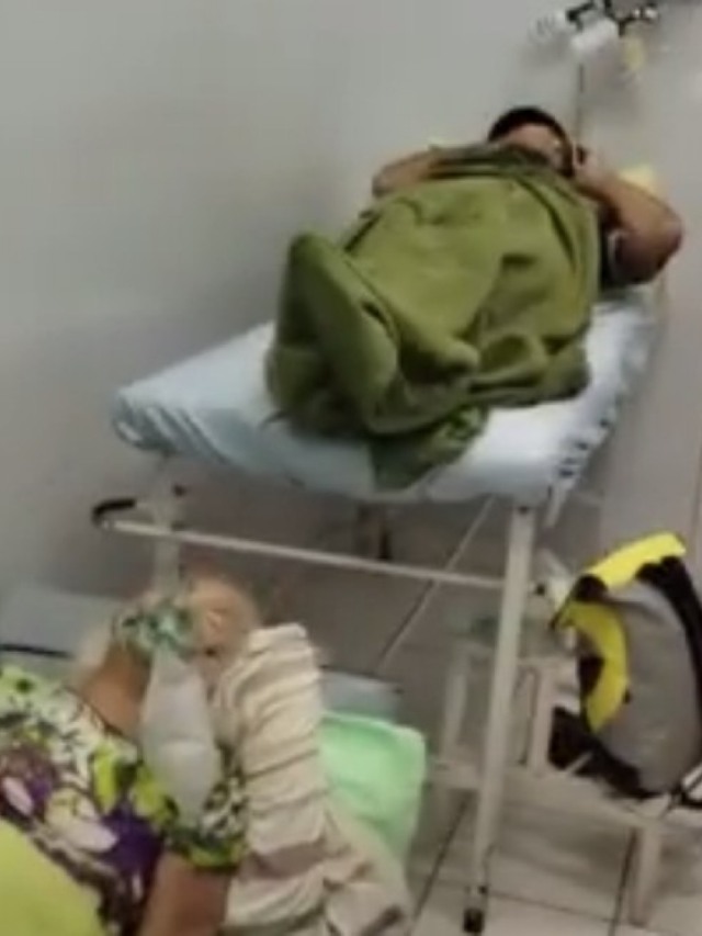 Idosos com Covid-19 são isolados em sala com paciente morto no Amazonas; assista