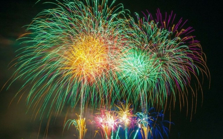 Fogos de artifício com barulho são proibidos em Curitiba