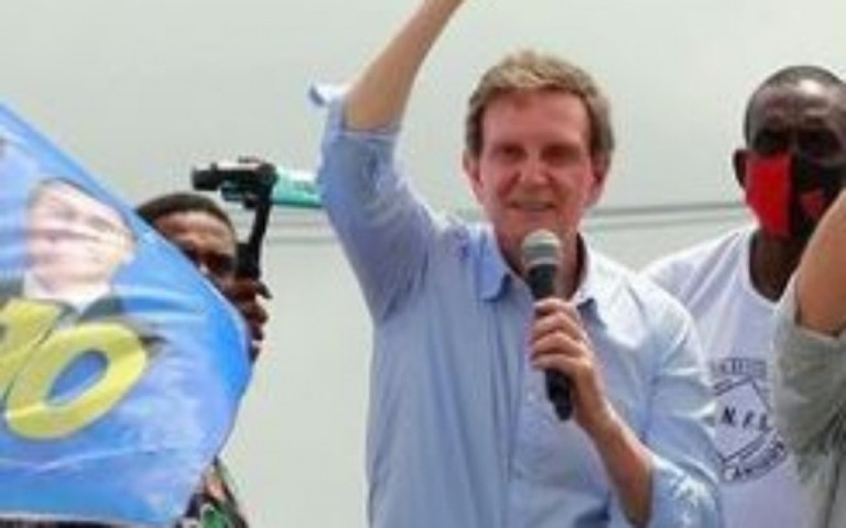 Republicanos se manifesta sobre prisão de Crivella defendendo sua "idoneidade"