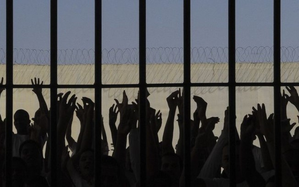 Ministério da Justiça diz que faltam 100 mil vagas no sistema carcerário Ministério da Justiça diz que faltam 100 mil vagas no sistema carcerário