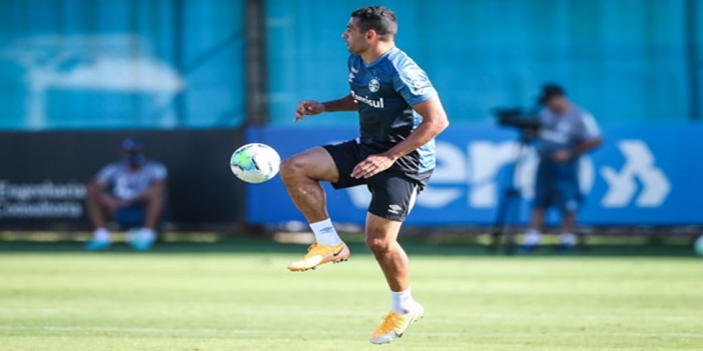 Com escalação definida Grêmio finaliza treinos para enfrentar São Paulo