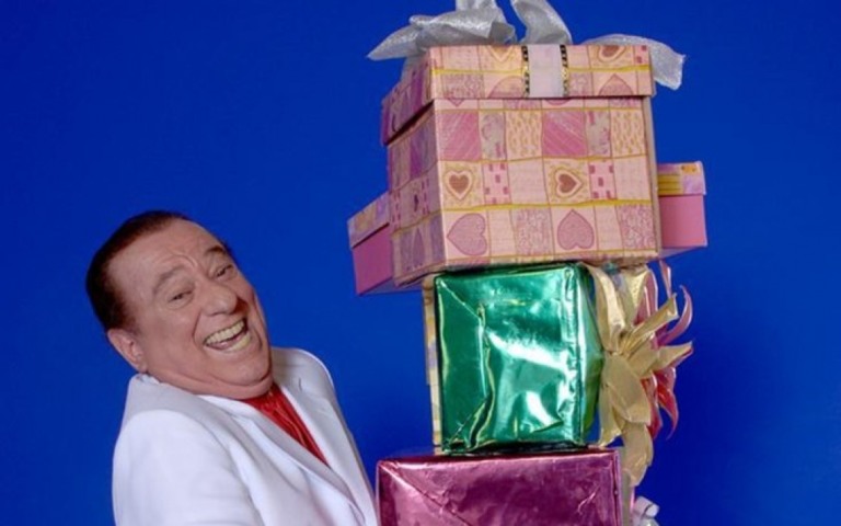 Às vésperas do Natal, Raul Gil comanda nova edição de live gospel no YouTube