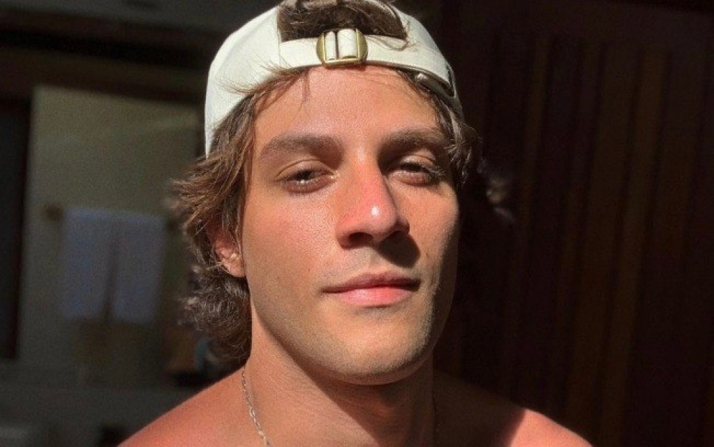 Chay Suede sobre Lewis Hamilton: "Sem nenhuma dúvida, o melhor da atualidade" Chay Suede sobre Lewis Hamilton: "Sem nenhuma dúvida, o melhor da atualidade"