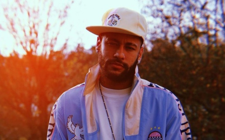 Neymar proíbe convidados de usar celular em festa de Ano Novo para 500 pessoas