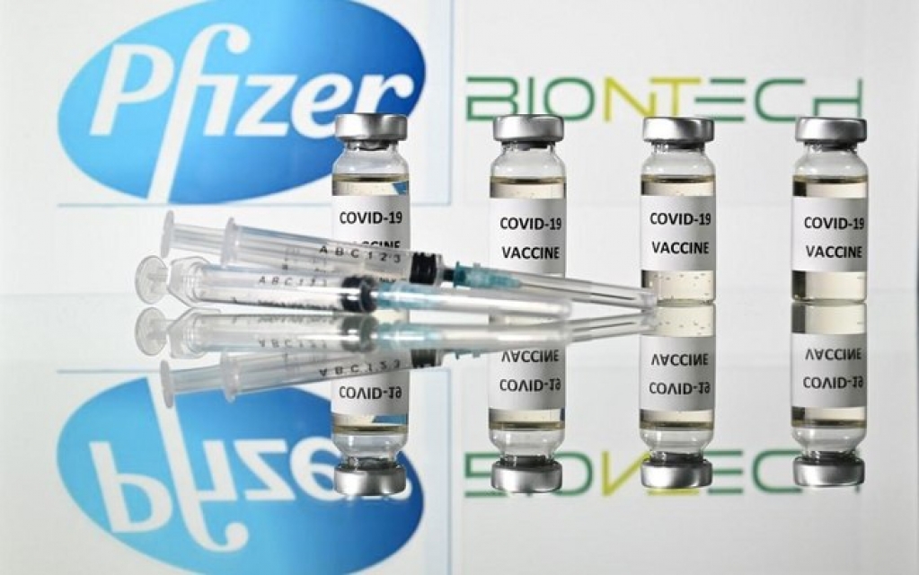 Pfizer diz que Anvisa pediu 'análises específicas' para uso emergencial no país