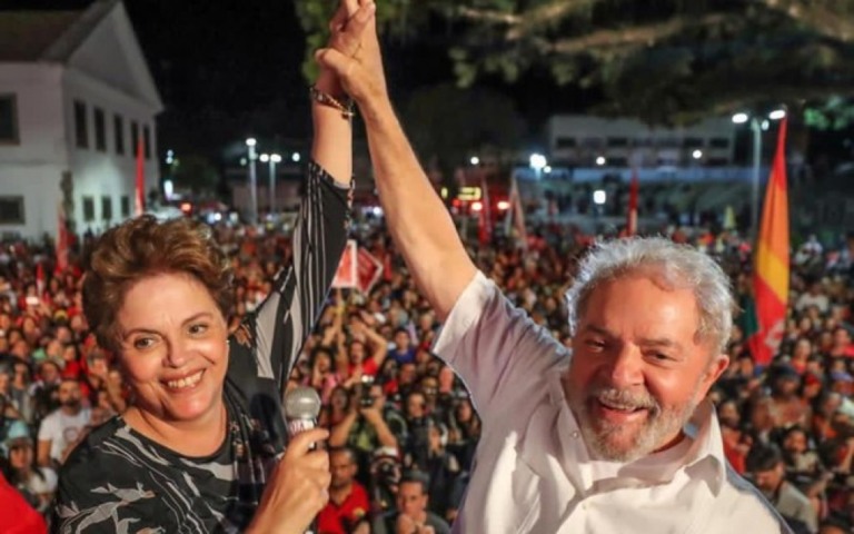 Lula chama Bolsonaro de "homem sem valor" e diz: "jamais terá coragem de Dilma"