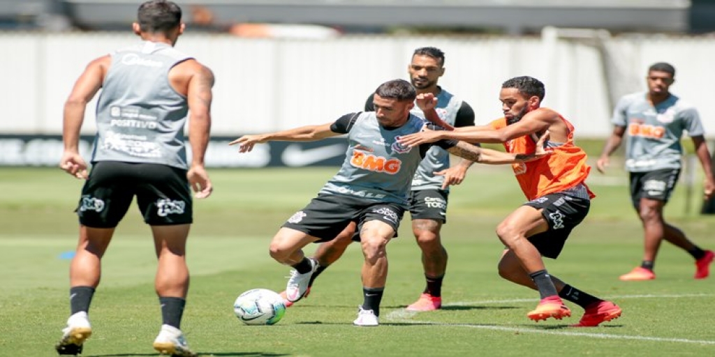 Com torneio interno, Corinthians encerra treinos em 2020