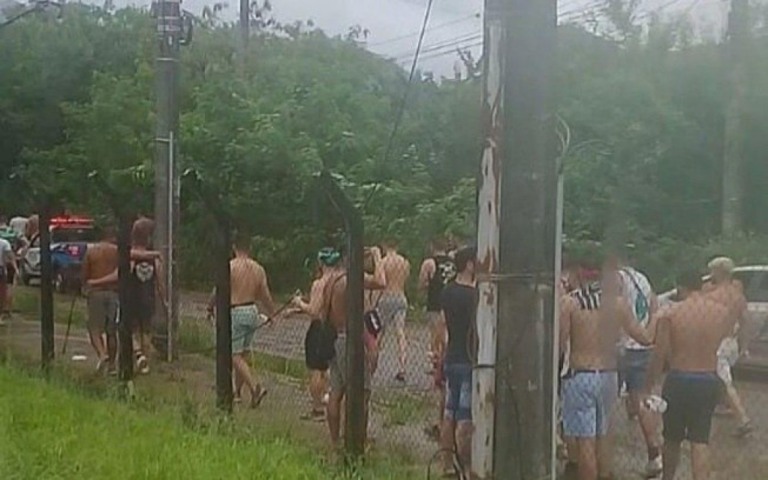 Seop e Polícia Militar dispersam festa que acontecia desde do réveillon no RJ