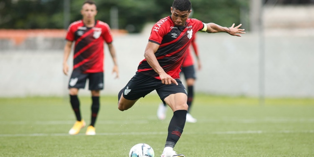 Athletico se prepara para enfrentar o Flamengo na semifinal do Brasileirão Sub-20