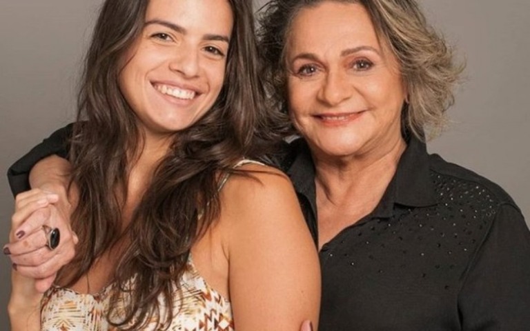 Fafy Siqueira é alvo de preconceito por ter namorada 30 anos mais nova